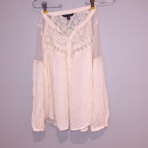American eagle flowy lace blouse